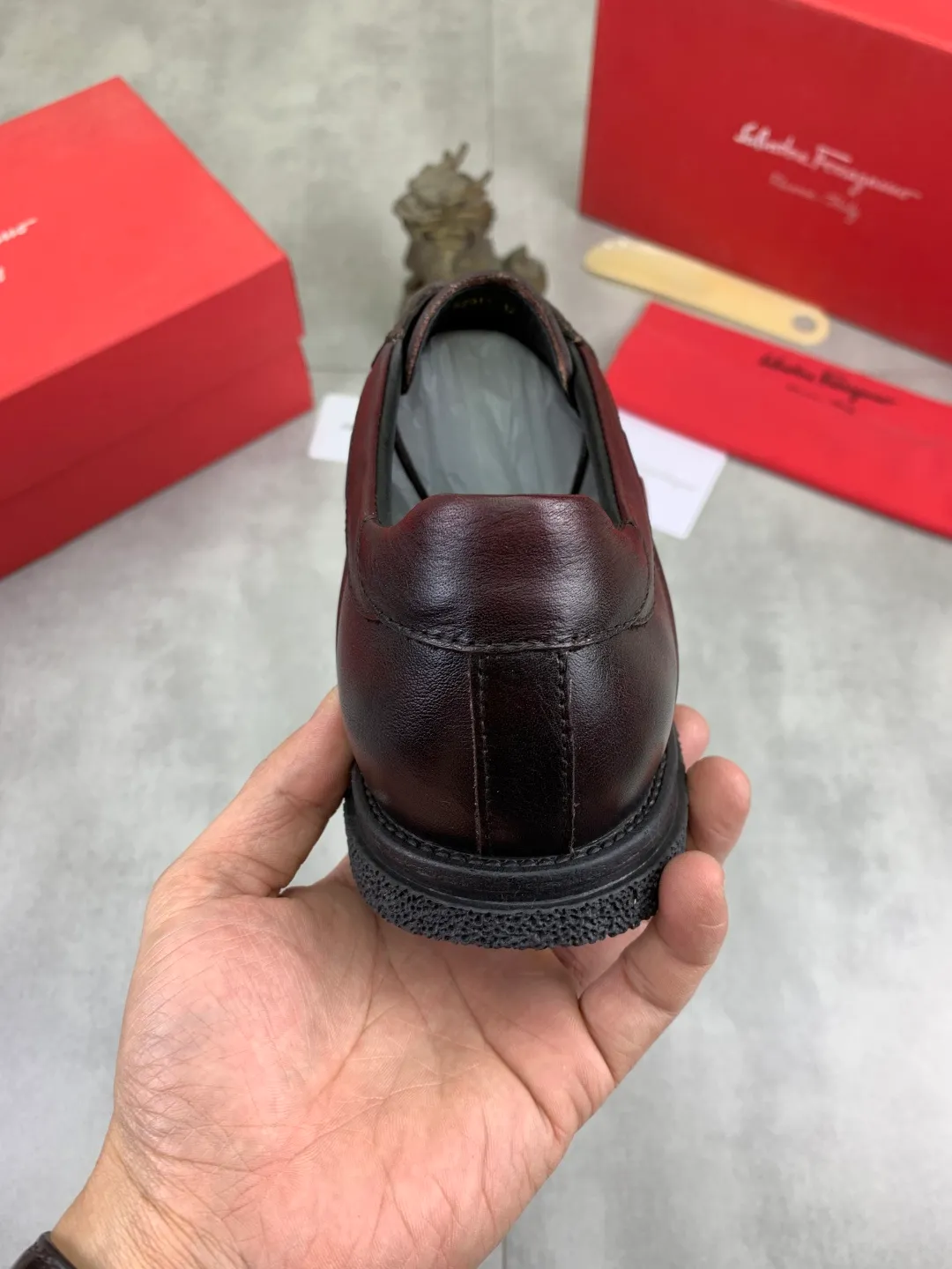 Men's Men's Shoes P560💰[New Style] Water-dyed Niuli 🆘[Salvatore Ferragamo] Ferragamo's latest casual business leather shoes for men! Listed simultaneously! The fabric is made of specially imported original calfskin, the lining is made of imported water-dyed cowhide, and the original combination outsole is absolutely luxurious and leads the fashion trend. Matching code: 39-44 (45 customized) 5️⃣ colors available